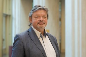 Raymond Dijkstra
